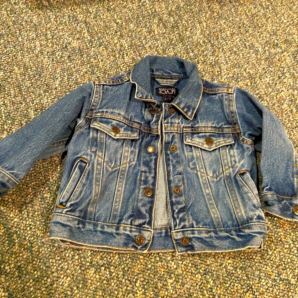Great Jean jacket for toddler girl!  Size 18 months